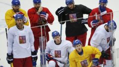 Čeští hokejoví reprezentanti před úvodním zápasem turnaje se Švédskem