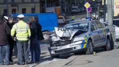 Policejní honička v centru Prahy skončila vážnou nehodou