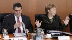 Německý ministr hospodářství a energetiky Sigmar Gabriel a kancléřka Angela Merkelová