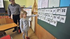 Zápis v jedné z nejmenších základních škol na Vysočině v Kozlově na Jihlavsku, malotřídku letos navštěvuje 15 dětí