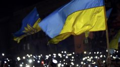 Část demonstrantů na Majdanu požaduje okamžité odstoupení prezidenta Janukovyče