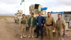 Na frontě mezi iráckými Kurdy a Islámským státem natáčel blízkovýchodní zpravodaj ČRo Štěpán Macháček
