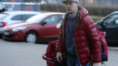 Ondřej Němec přichází na sraz české hokejové reprezentace