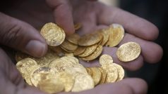 Starověké zlaté mince nalezené na dně moře