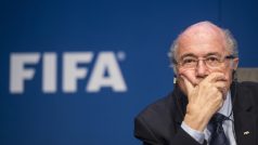 Prezident FIFA Sepp Blatter se účastní tiskové konference po zasedání výkonného výboru FIFA v Curychu, Švýcarsko