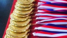 Medaile, které byly předány vítězům letošního ročníku Poháru Rozhlasu