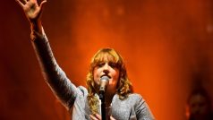 Skupina Florence and the Machine na Glastonbury 2015