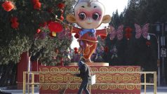 Přípravy na oslavu příchodu roku ohnivé opice v čínském Pekingu