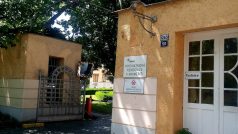 Skupina dvaceti lékařů a psychologů z Psychiatrické nemocnice v Kroměříži stáhne na začátku července zpět své výpovědi