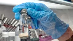 Vědci Technické univerzity v Liberci zkoumají vliv mikroorganismů na uložený jaderný odpad