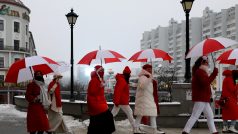 Běloruské ženy protestují proti prezidentu Lukašenkovi
