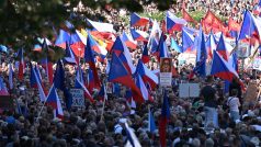 Demonstrace Česká republika na 1. místě