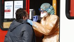 Odběrové místo kvůli koronaviru v Česku