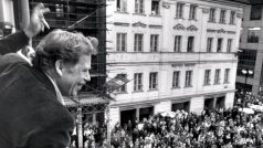 Václav Havel na fotce z prosince 1989