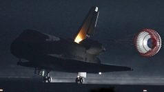 Poslední přistání raketoplánu Endeavour