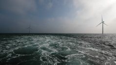 Skotové zahájili provoz první plovoucí větrné elektrárny (ilustrační foto)