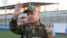 Turecký prezident Recep Tayyip Erdogan ve vojenské uniformě