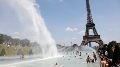 Paříž a další evropská města sužuje vlna veder.