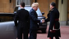 Boris Johnson dorazil do Buckinghamského paláce na audienci u královny Alžběty II.