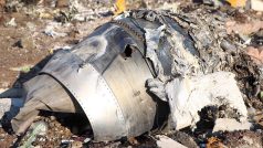 U Teheránu se zřítil boeing největších ukrajinských aerolinek UIA. Všichni na palubě zahynuli