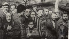 Fotografie vězňů po osvobození Březinky před 75 lety