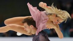 Rusové Victoria Sinicinová a Nikita Kacalapov (na snímku) sesadili Gabriellu Papadakisovou a Guillaumea Cizerona z evropského trůnu v tancích na ledě