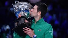 Novak Djokovič slaví titul z Australian Open