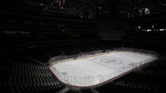 Prázdná Capitol One Arena, kde své zápasy hrají hokejisté Washingtonu