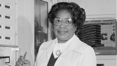 Po první černošské kosmické inženýrce a matematičce Mary Jacksonové bude pojmenováno sídlo NASA ve Washingtonu