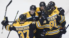 Hokejisté Bostonu slaví postup do semifinále Východní konference NHL
