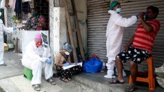 Indie eviduje největší denní přírůstky nakažených koronavirem už skoro měsíc