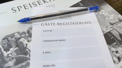 V německých restauracích zákazníci zapisují své kontaktní údaje už od znovuotevření v polovině května