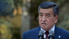 Kyrgyzský prezident Sooronbaj Žeenbekov ve čtvrtek rezignoval