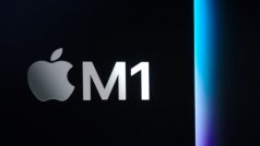 Viceprezident společnosti Apple John Ternus představil mikroprocesor M1.
