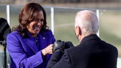 Kamala Harris a Joe Biden během inaugurace