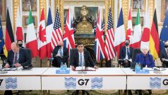 Členové skupiny nejvyspělejších zemí světa G7 se dnes dohodli na zavedení daně ze zisku globálních firem v minimální výši 15 procent. Informovala o tom agentura Reuters