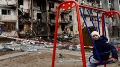 Obytný dům v Kyjevě, který byl zničen v průběhu ruské ofenzívy