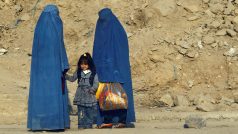 Afghánské ženy zahalené v burkách