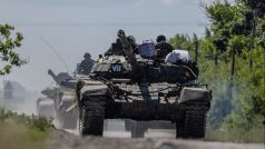 Ukrajinské tanky v Doněcké oblasti