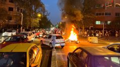 Protivládními demonstracemi v zemi vypukly v polovině září