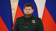 Čečenský vůdce Ramzan Kadyrov na inauguračním ceremoniálu v Grozném