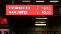 Liverpool uštědřil Manchesteru United nejhorší porážku za 92 let.