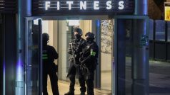 Německá policie zasahuje v Duisburgu po útoku ve fitnesscentru