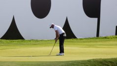 Golfista Sam Horsfield na turnaji seriálu LIV