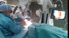 Operace nádoru na mozku v Nemocnici Na Homolce