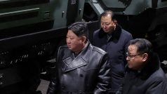 Severokorejský vůdce Kim Čong-un tento týden navštívil zbrojní továrny v KLDR
