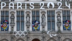 Olympijské hry v Paříži může zhatit politika