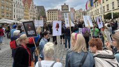 „Ani jednej więcej!“ Heslo protestů po celém Polsku