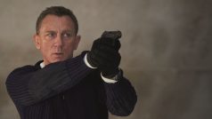 Daniel Craig jako James Bond ve filmu No Time To Day (Není čas zemřít)