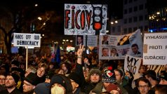 V Bratislavě protestovalo 30 tisíc lidí